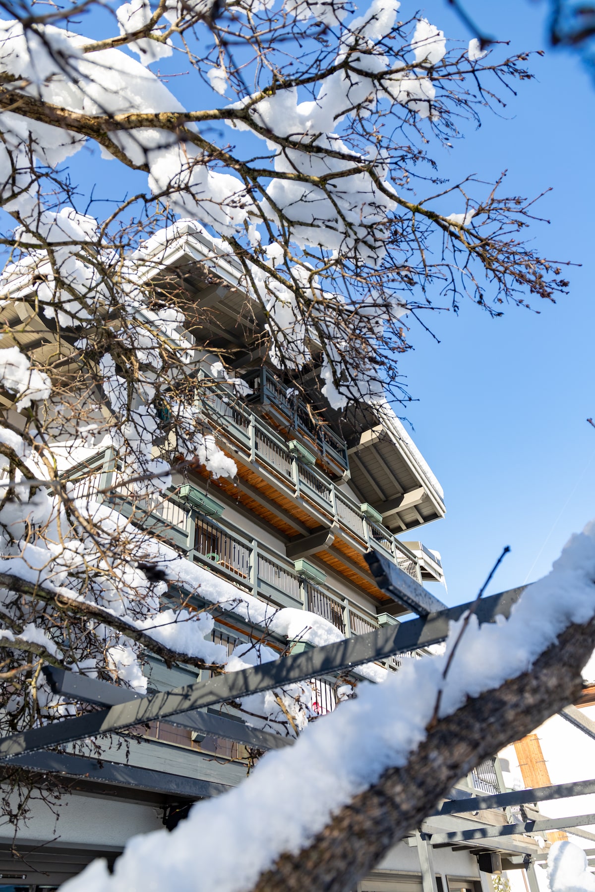 Hôtel Altis Brides-les-Bains, photo aujourd'hui sous la neige